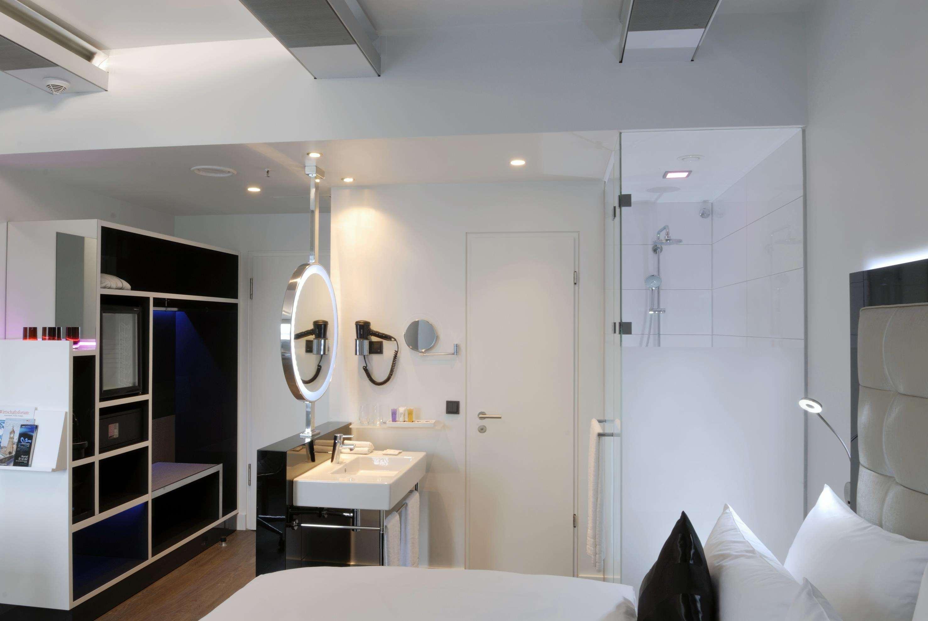 Innside By Melia Duesseldorf Hafen Ngoại thất bức ảnh