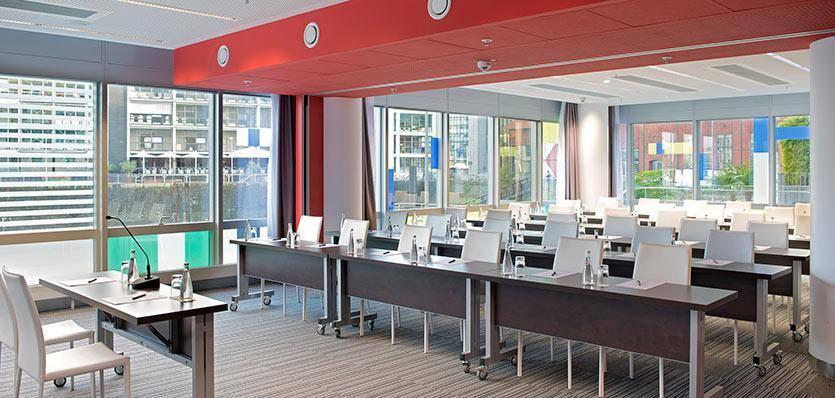 Innside By Melia Duesseldorf Hafen Ngoại thất bức ảnh