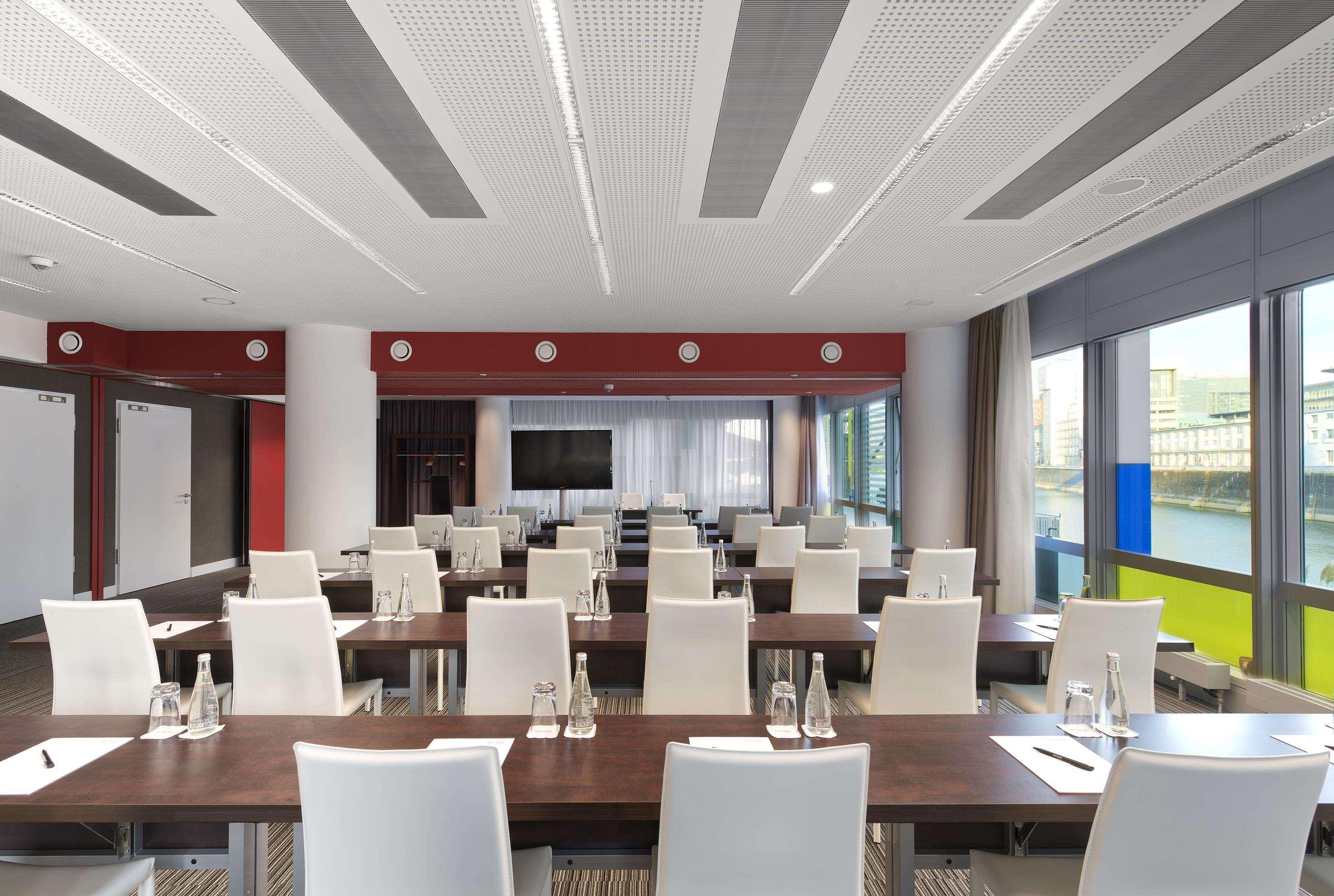Innside By Melia Duesseldorf Hafen Ngoại thất bức ảnh
